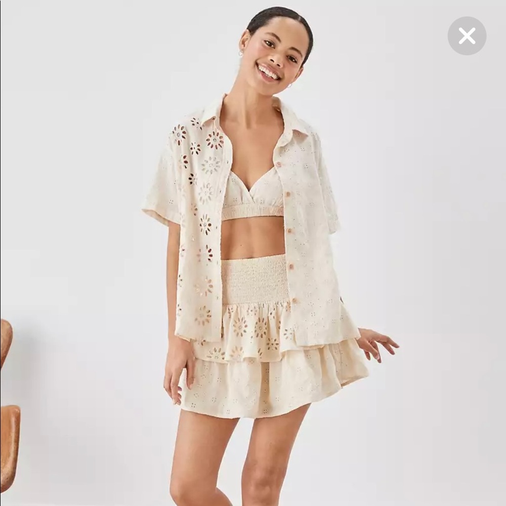 American Eagle Beige Button-down Shirt NWT